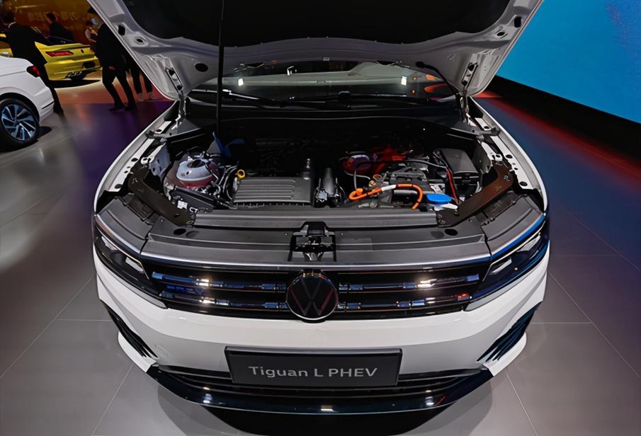 2021上海车展直击:尺寸增加,外观升级,新款途观l正式亮相