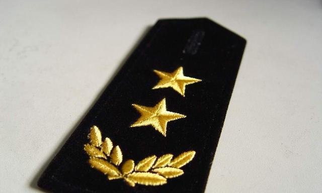 吴润忠:中将军衔,原成都军区副政委,曾主政"万岁军"38集团军_腾讯新闻