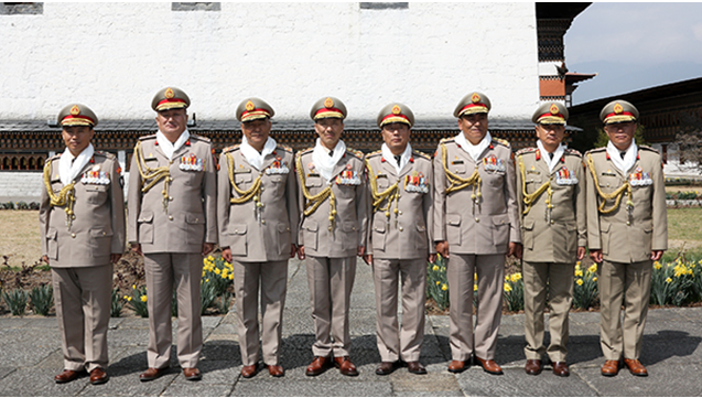 通过学术研究,我们可以发现,印度陆军军衔在军官层次与不丹相似,在