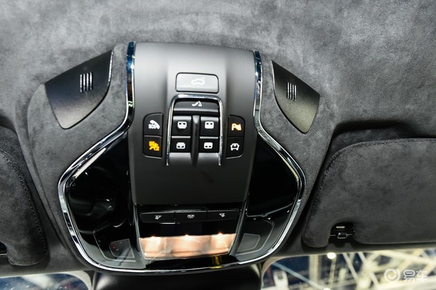 2021上海车展家族首款混动suv玛莎拉蒂levantehybrid图解