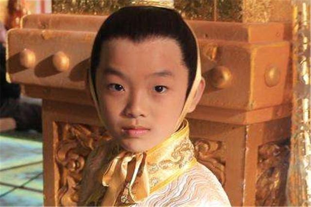 小皇子一岁时写出了一个字李世民大惊失色马上烧了不许外传