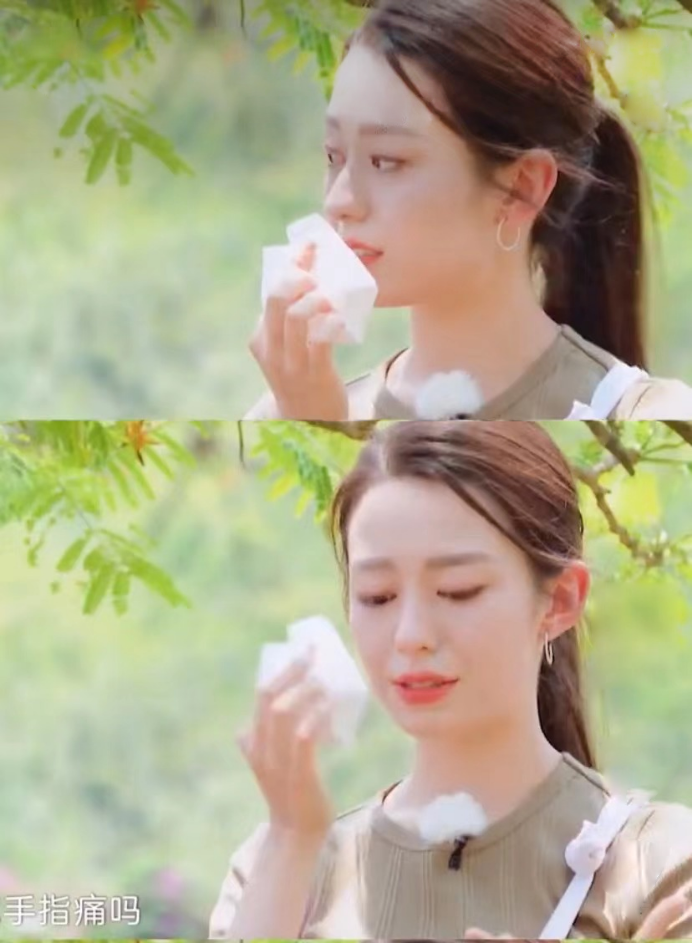 八卦背后的吉娜:成为钢琴家后,回忆童年会痛哭