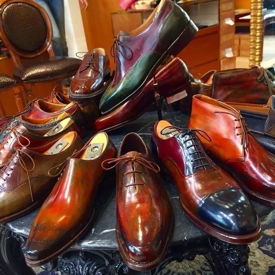 全球十大顶级奢侈男士皮鞋品牌
