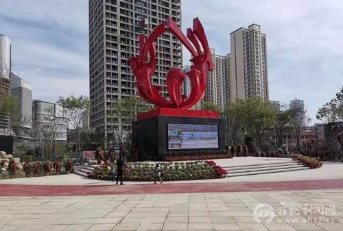 二中广场给宿州人民提供了一个休闲,娱乐,集会的好去处,是许多人脑海