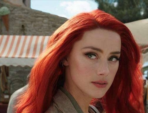 艾梅柏希尔德晒美照透漏海王2即将开拍期待红发的媚拉