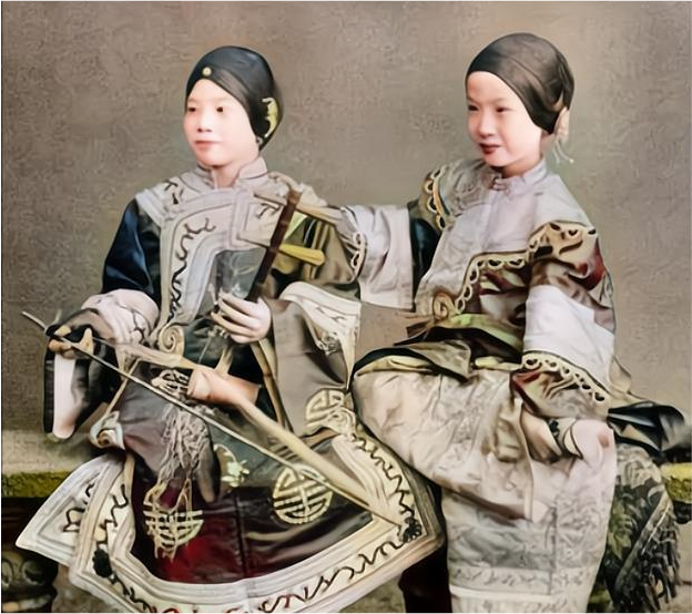 清末上色老照片!_腾讯新闻