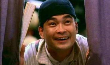 上面说了导演马伟豪是星爷的小米系,所以在当年每当拍一个镜头的时候