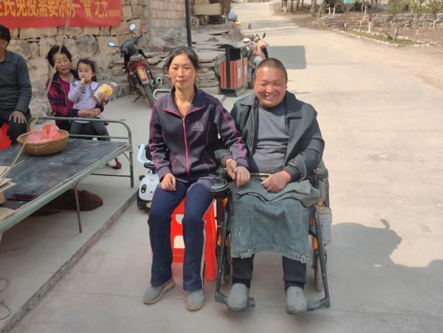 沙河网红隧道口曝光这个女人