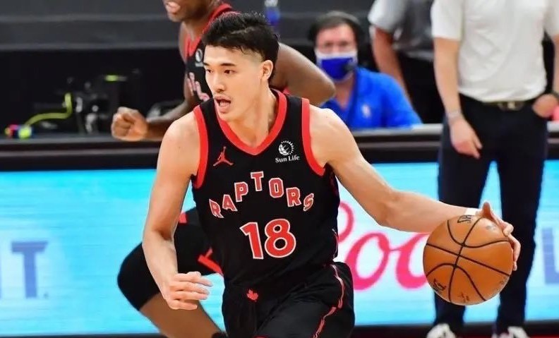 官宣！又一名日本球员得到NBA正式合同，周琦真没输在身体天赋上