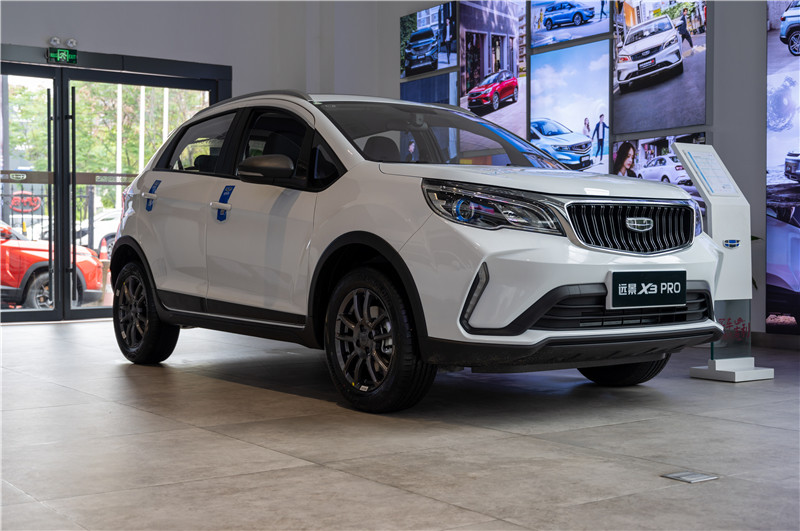 起售不到5万的小pro吉利远景x3pro到店实拍