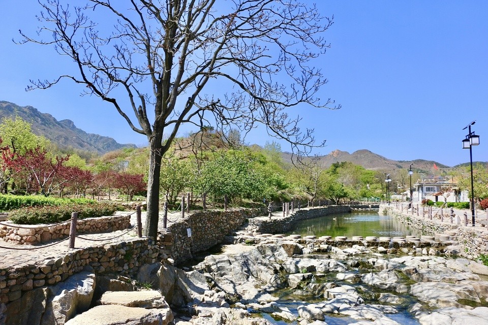 绿水青山里的影视基地后石沟村乡村影视让这个小山村火起来