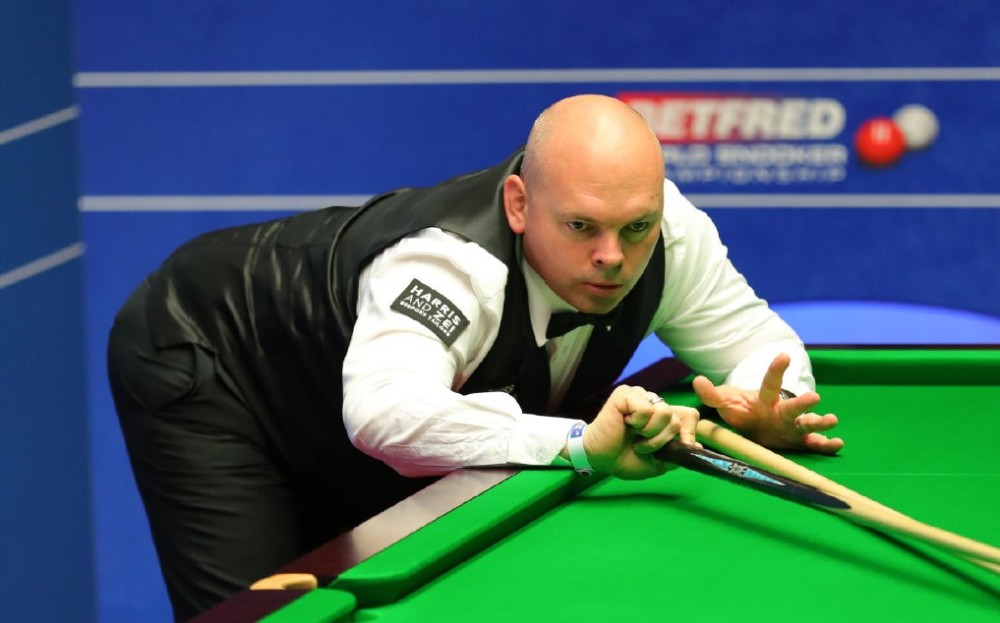 4月19日,斯诺克世锦赛首轮,中国一哥丁俊晖与宾汉姆展开了第一阶段9局