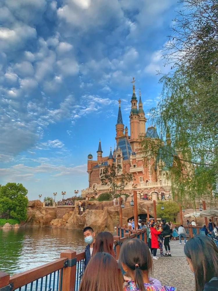 吃喝玩乐一条龙2021上海车展这么玩2天不睡觉都不够用