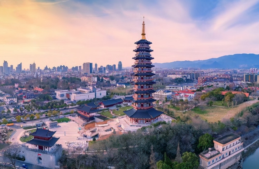 金华各县市gdp_2020年浙江各市七普人口和人均GDP,杭州十年增加超300万人