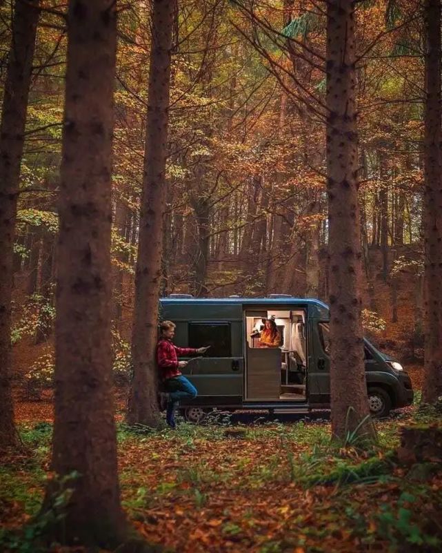 分享一個國外的瞭解房車改造的好網站vanlife生活好與壞房車怎麼改都