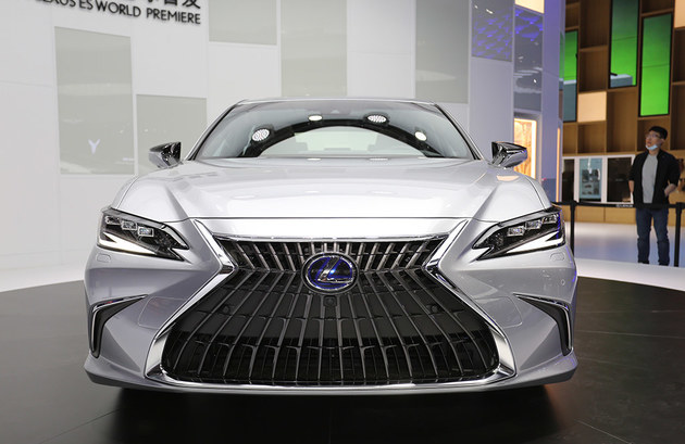 2021上海车展雷克萨斯es中期改款首发
