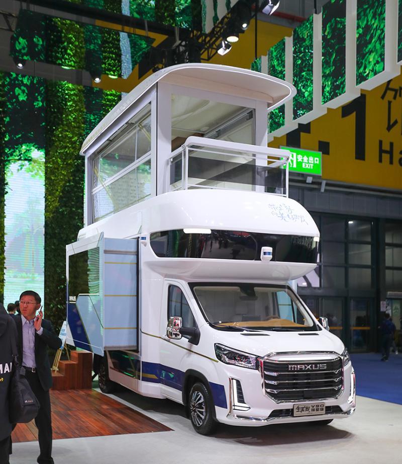 开着别墅去旅行大通v90别墅版房车亮相上海车展