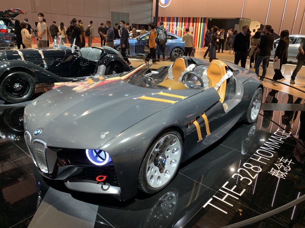 复刻经典宝马the328hommage概念车亮相上海车展