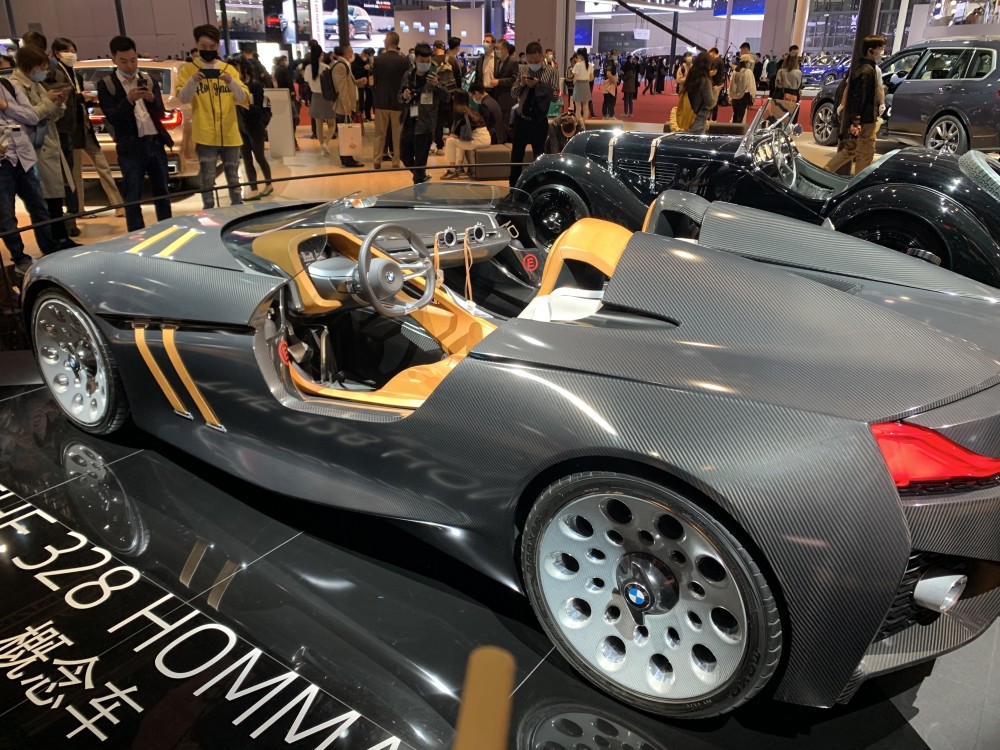复刻经典宝马the328hommage概念车亮相上海车展