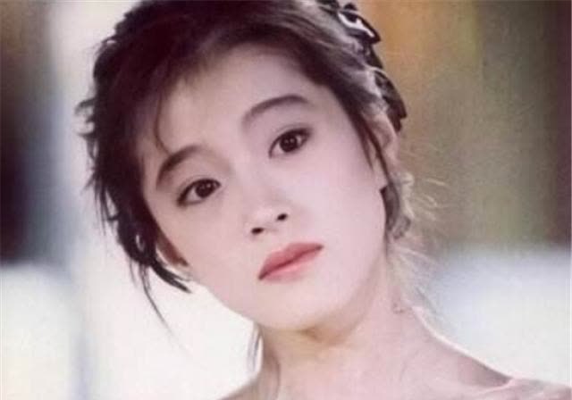 她是聂小倩原型张国荣都为她倾倒美艳不可方物却栽在他手上