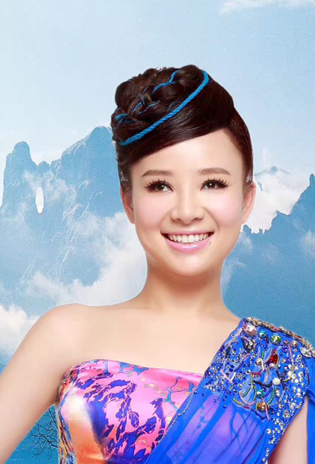 刘赛最美盲人歌手被军人丈夫捐献眼睛现在成为央视御用歌手