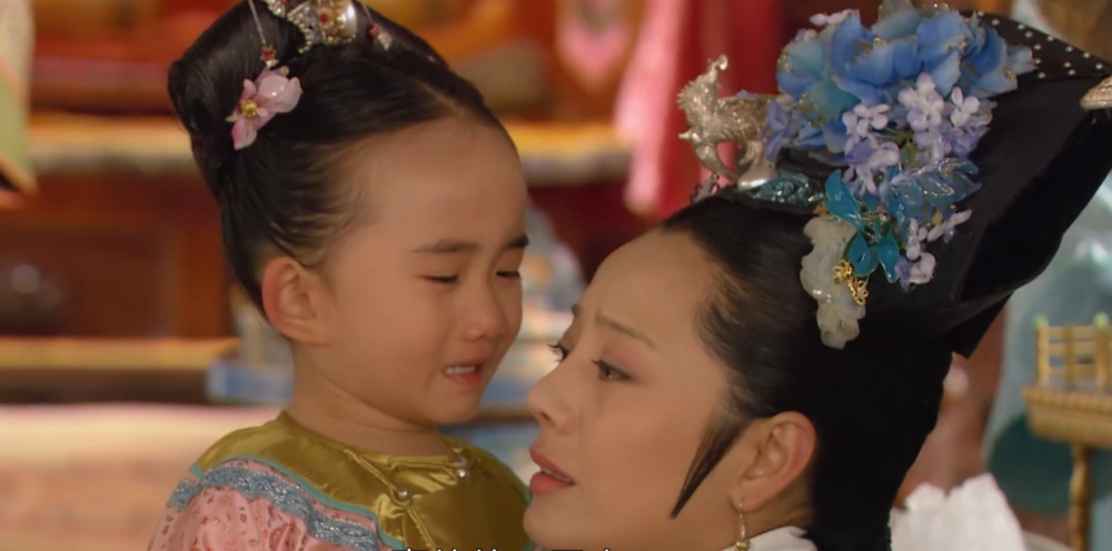 甄嬛传胧月一直叫甄嬛熹娘娘只改口一次救了甄嬛一条命