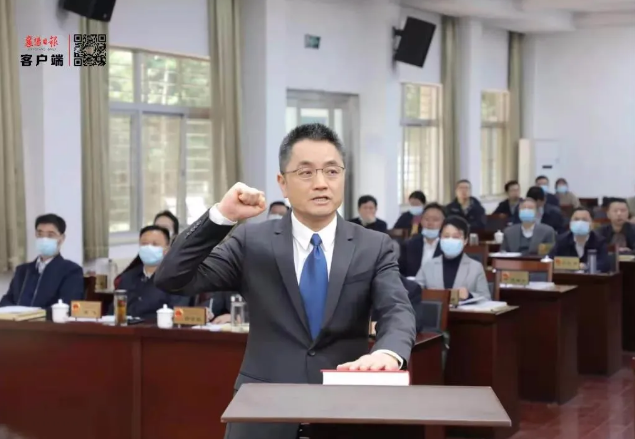 王太晖任襄阳代市长