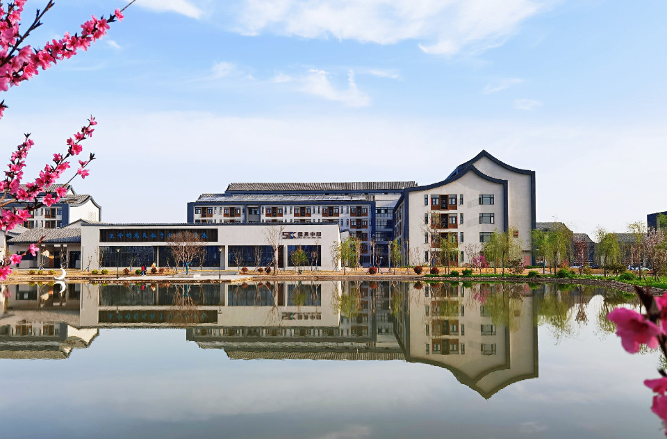 山东唯一一所书院制大学泰山科技学院深化改革构建全员育人体系