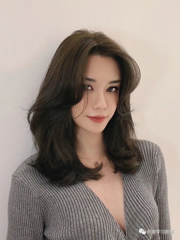 2021春天最火搭肩烫