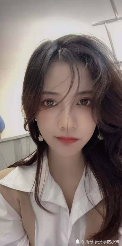 男人都爱我见犹怜的大美人 看到标题我是拒绝的 打开内容 我服 腾讯新闻