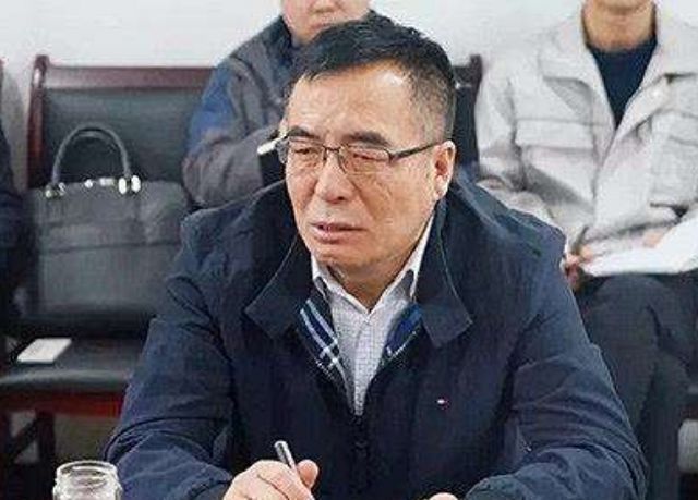 王志才娶晴格格为妻放着故宫旁的豪宅不住偏要移民海外