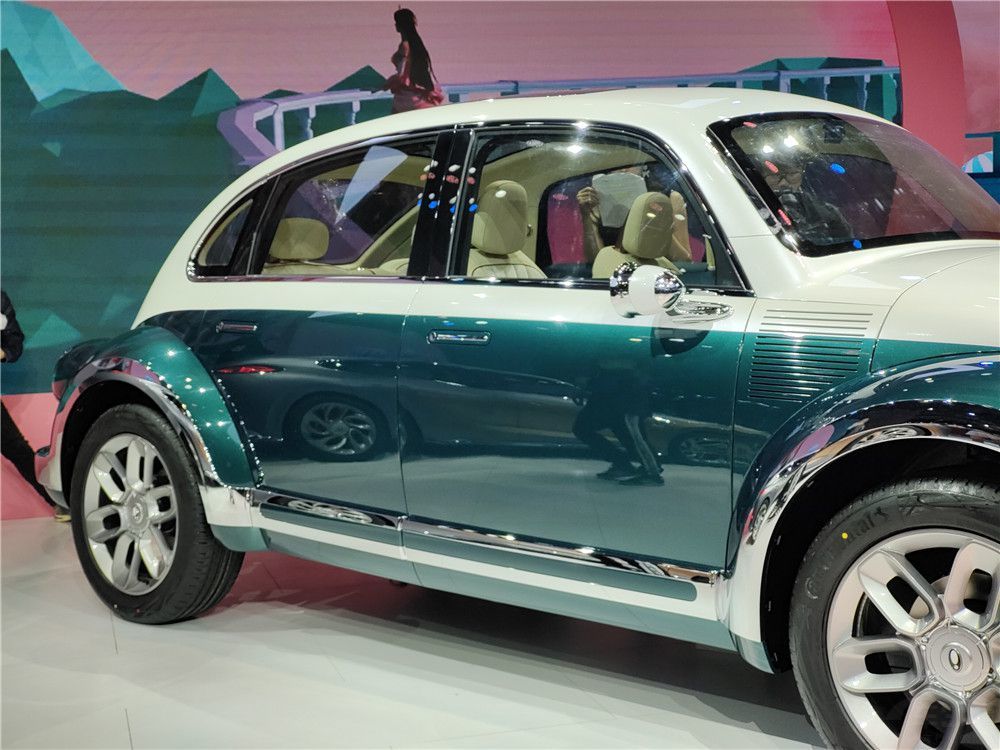 2021上海车展梦回摩登时代欧拉朋克猫亮相