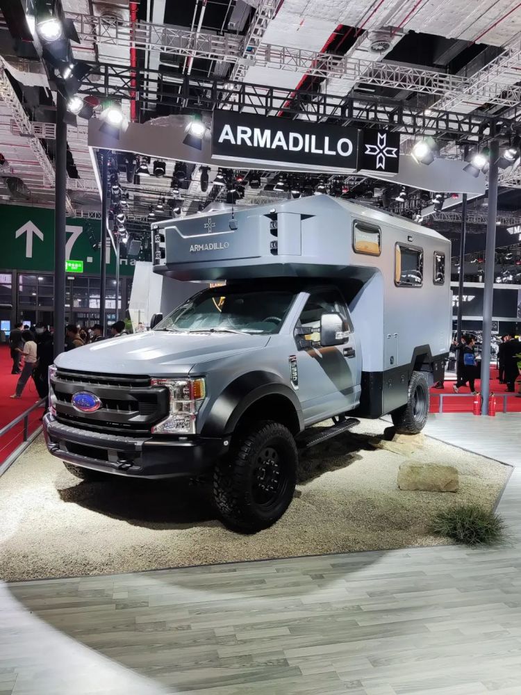 阿莫迪罗·锐行者 armadillo x-runner_腾讯新闻