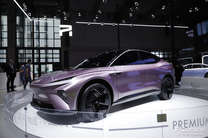 支持换电 4d雷达!r汽车es33智慧新物种亮相