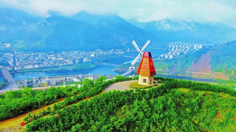 春风又绿竹林关