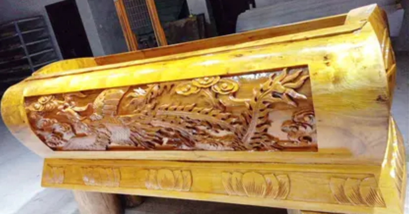 太原出土一口黄金棺材,专家却迟迟不敢打开,里面放的是什么?