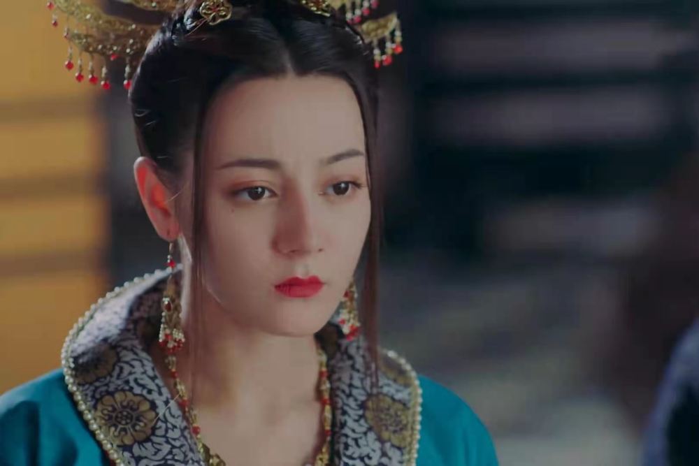 长歌行长歌与舅舅菩飒相认一计救了鹰师阿隼吃醋却沦为奴隶