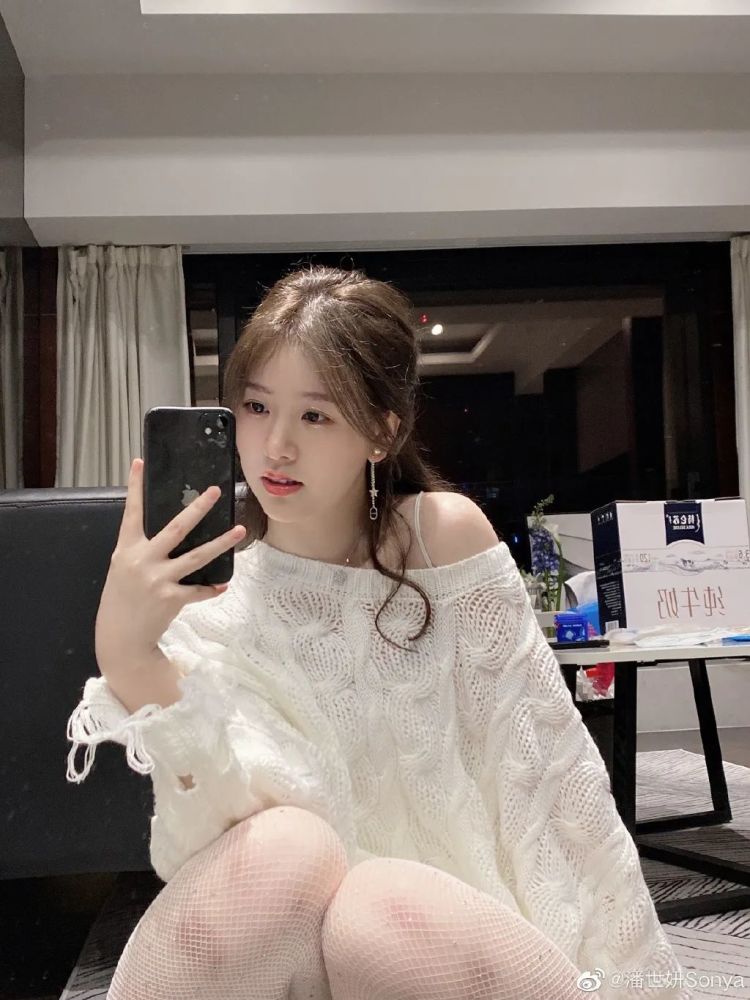 网红都爱当海王她整容成虞书欣同时约4男到酒店还定闹钟见面