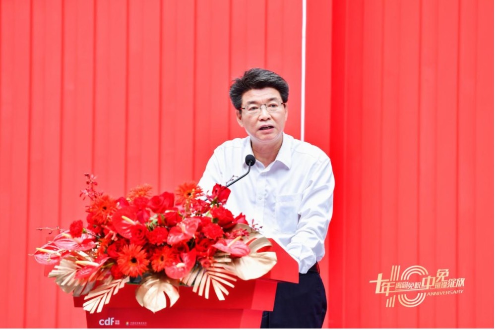 海口市副市长沈继奔表示,海南离岛免税政策这十年间经历了数次调整