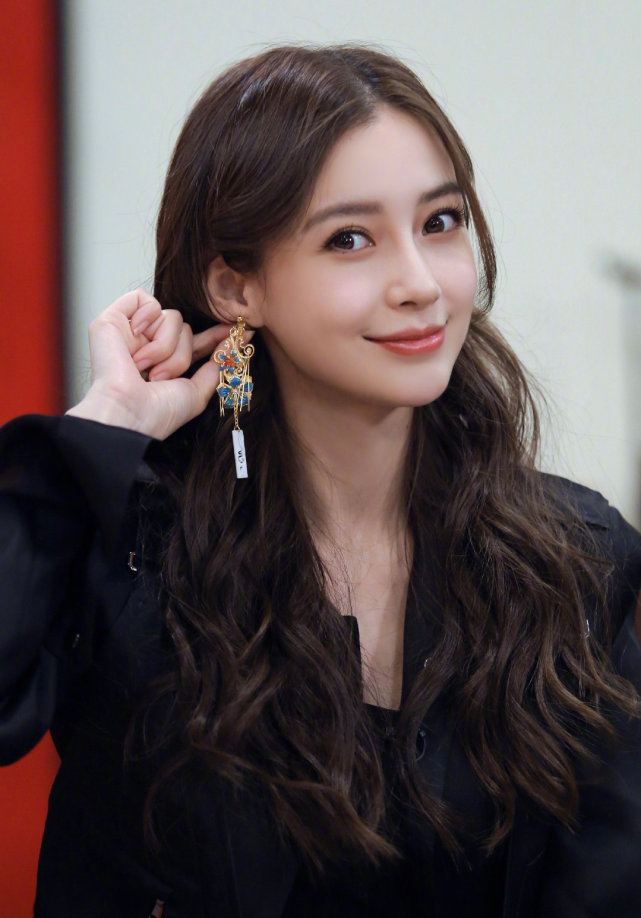 黄晓明baby带娃就医baby全程抱娃黄晓明未尽男人职责