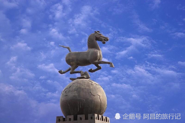 马踏飞燕这件文物成了中国旅游形象的标志很多人不了解它其中的意义