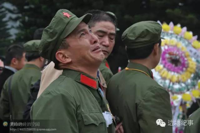 铭记老山428仅主攻团一天就牺牲100多人历年428在麻栗坡烈士陵园里的