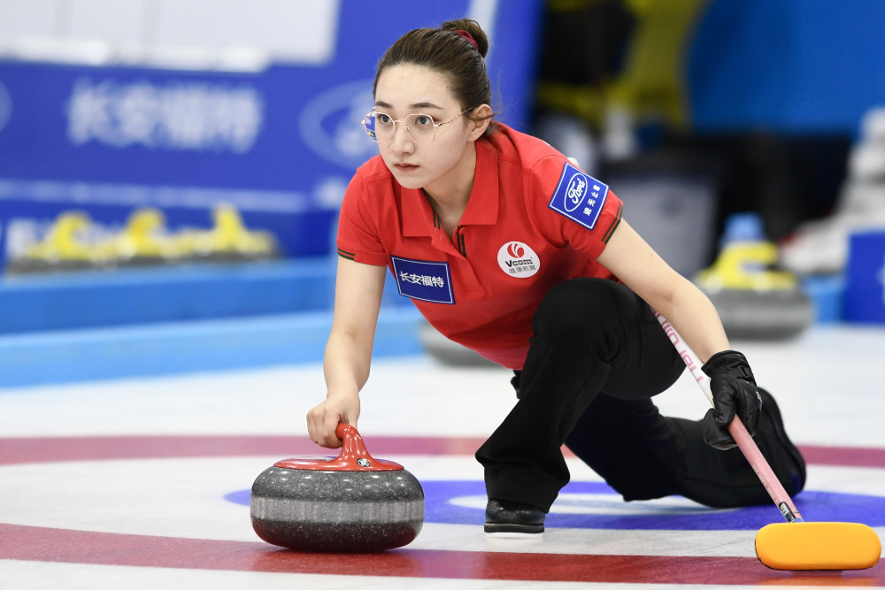 体育冰壶中国公开赛哈尔滨体育学院队战胜吉林队