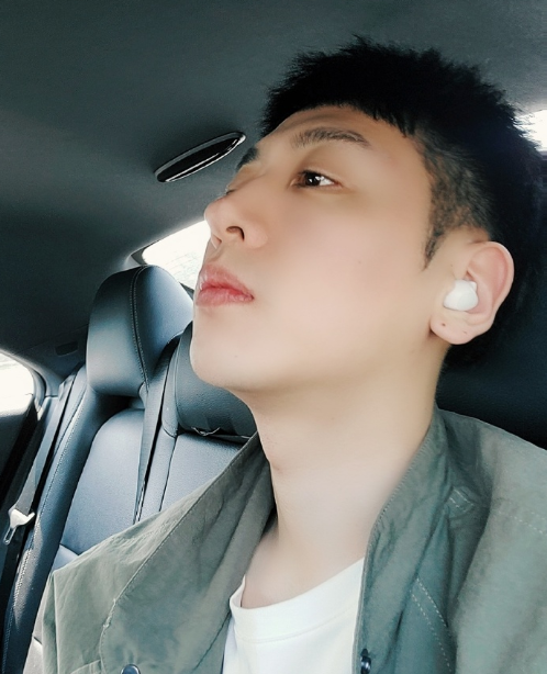 被某女运营忽悠来虎牙白浩不服判决上诉跟yy把违约官司打到底