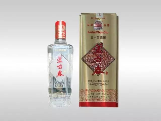 芦台春酒酿酒用水源自燕山山脉,几经矿化,水中含适量的氧气,属弱碱性