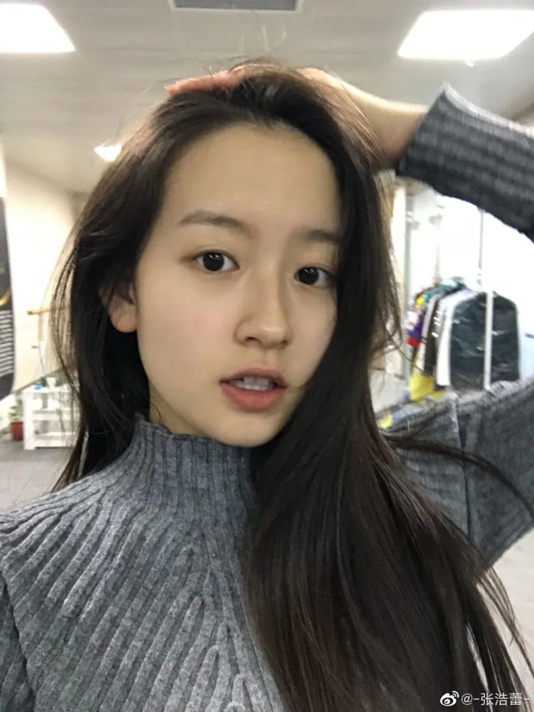 第四名,茜玲娜依.