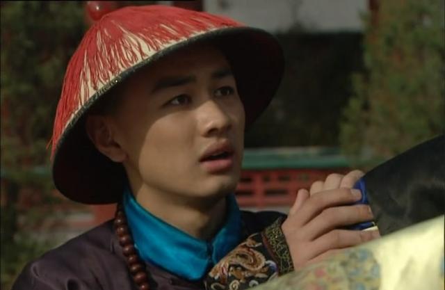 雍正王朝别小看了弘昼他也是帮助雍正挫败胤禩逼宫阴谋的功臣