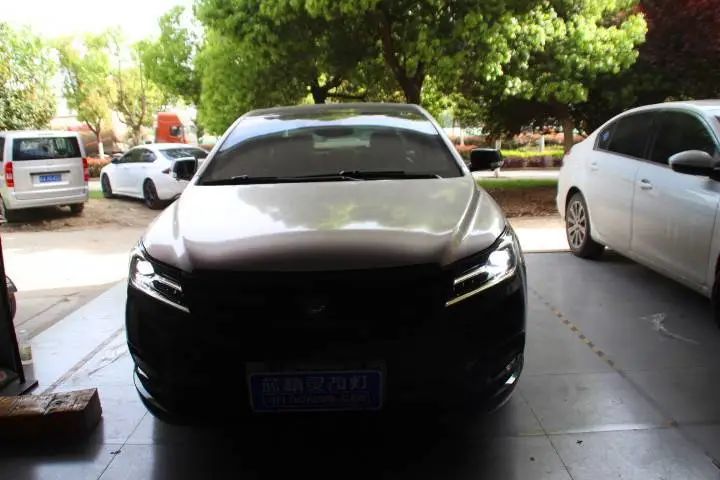 新能源汽车也可以改灯 荣威e950改装led双光透镜大灯 更安全更舒适