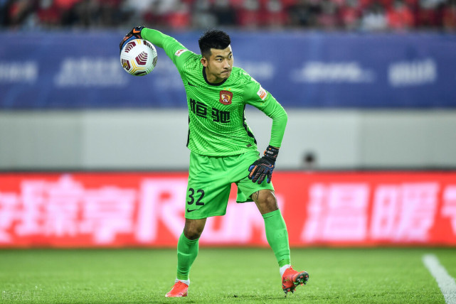 刘殿座战旧主再次拉胯 赛后获评全队表现最差