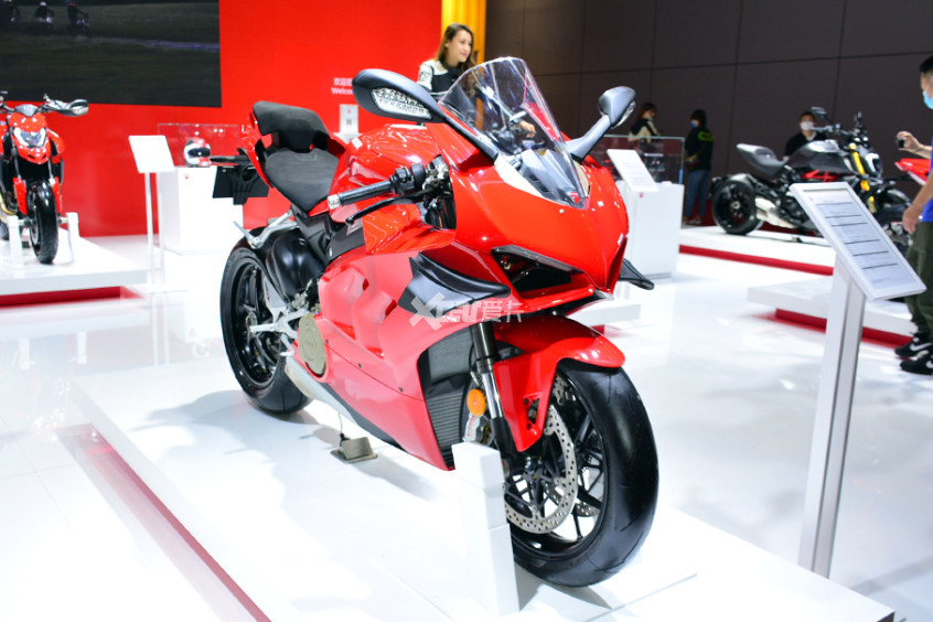 2021上海国际车展杜卡迪发布3款新车